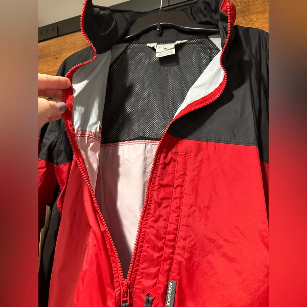 Columbia Red and Black Packable‎ Jacket with hood Size XL